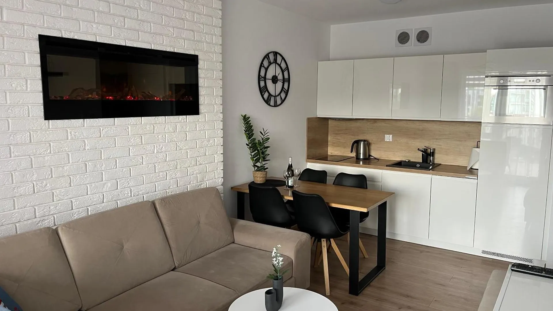 Polanki Park Apartament Fala - W Cenie Basen, Sauna, Jacuzzi, Silownia, Miejsce Postojowe Kolobrzeg